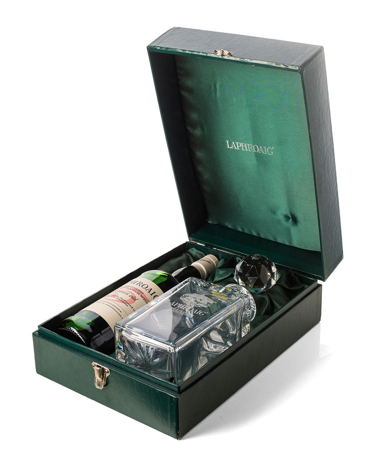 Laphroaig 15 Year Old 1980s Gift Set